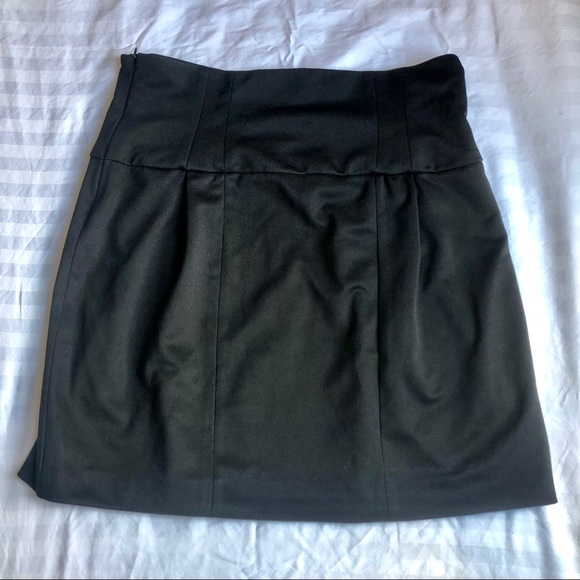 ZARA Short Skirt - Picture 3 of 4